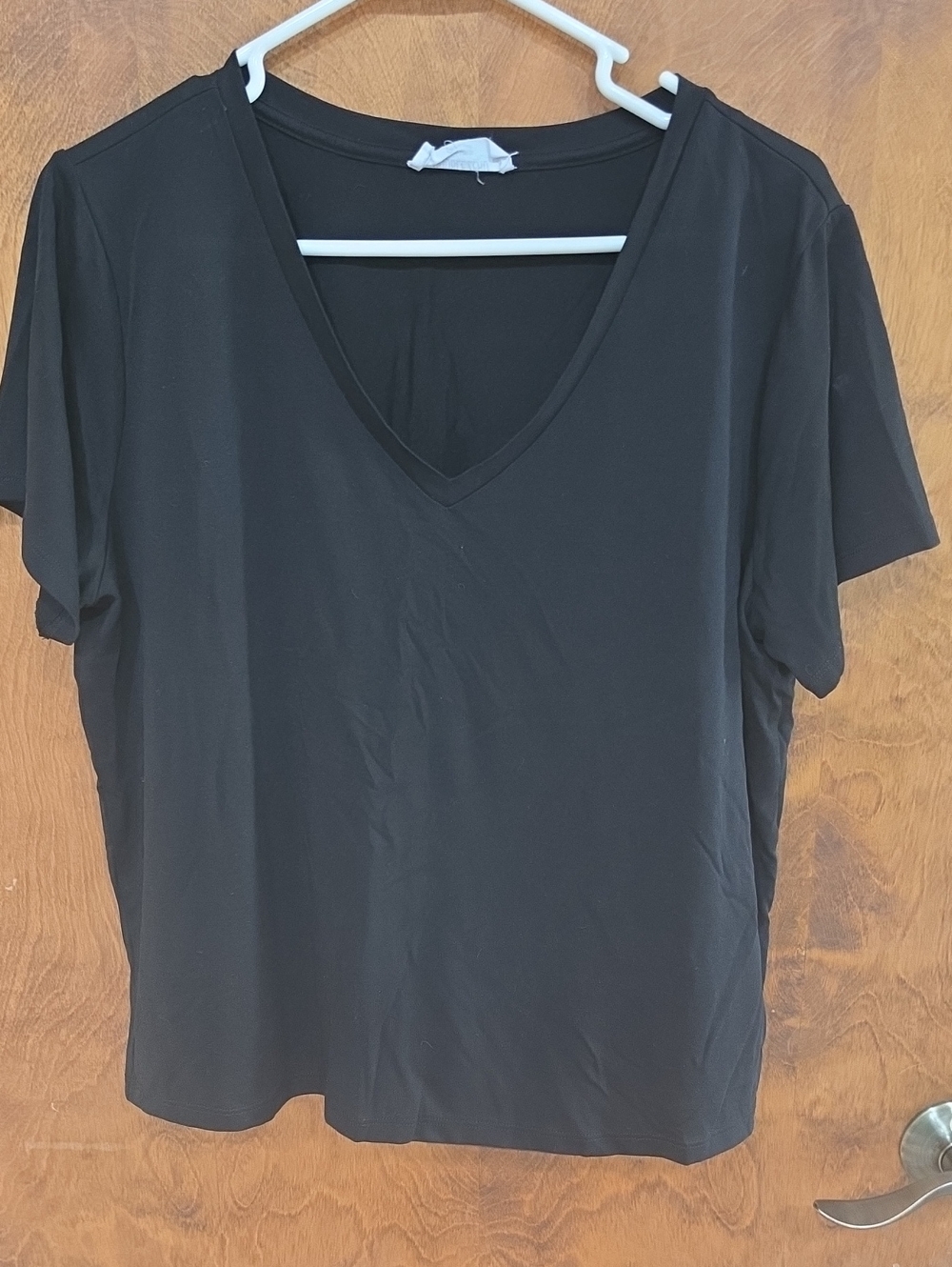Double Zero Black V-Neck Short Sleeve Tee